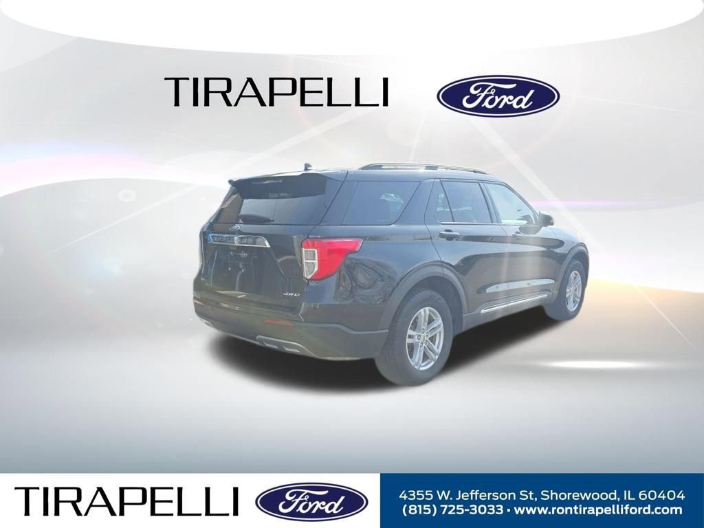 Certified 2024 Ford Explorer XLT w/ Equipment Group 202A image 3