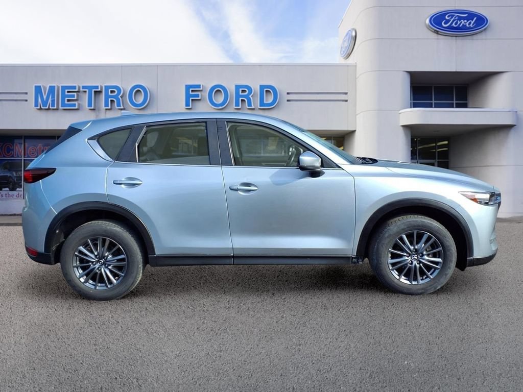 Used 2021 MAZDA CX-5 Touring FWD image 2