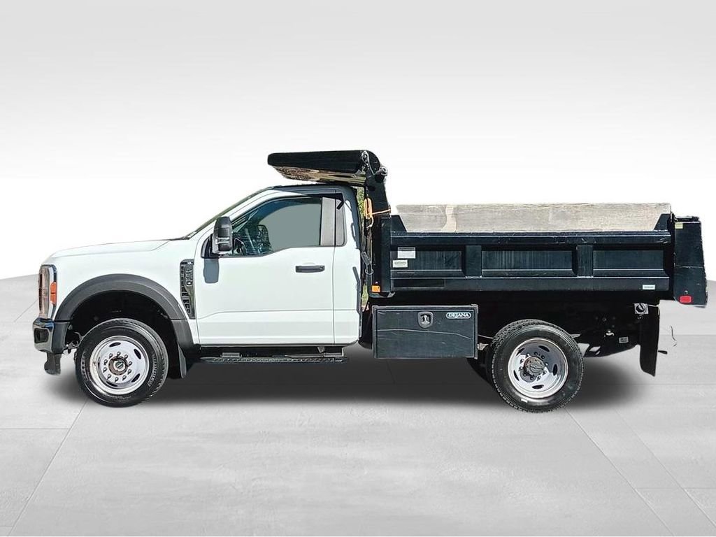 Certified 2023 Ford F550 4x4 Regular Cab Super Duty image 5
