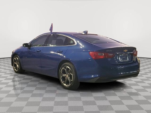 Used 2023 Chevrolet Malibu LT image 2