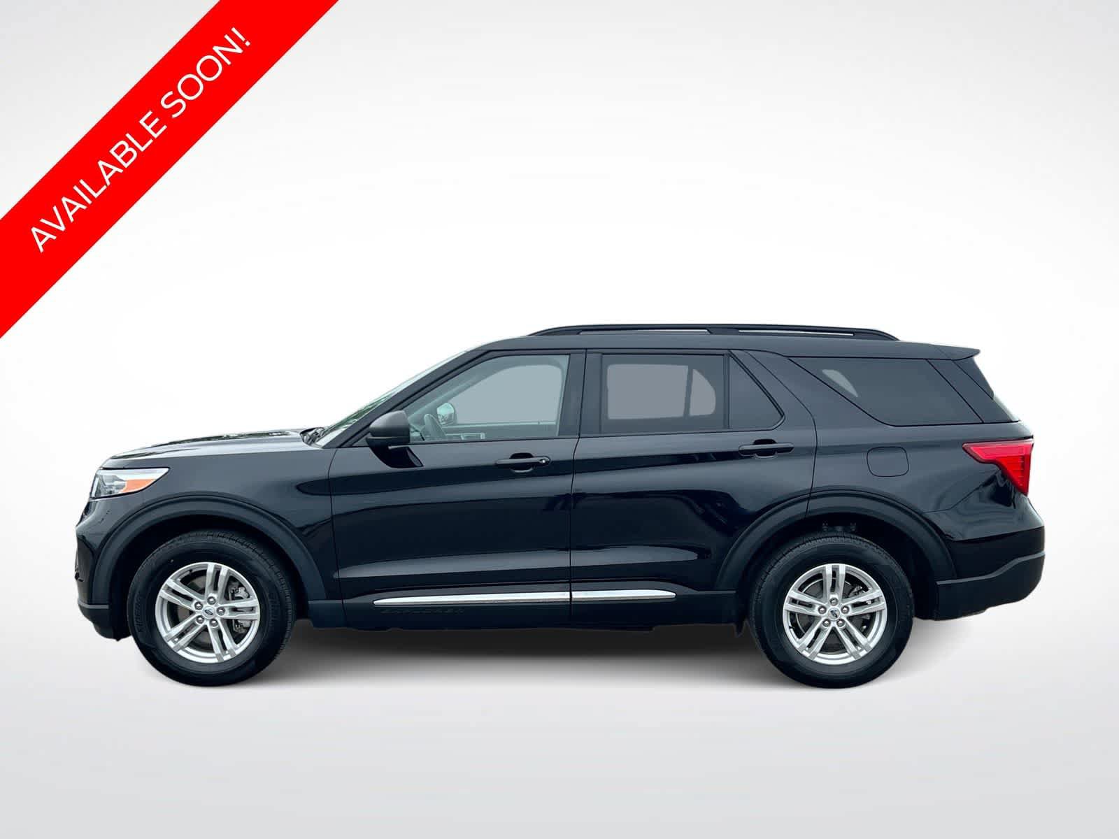 Certified 2022 Ford Explorer XLT w/ Equipment Group 202A AWD/4WD image 5
