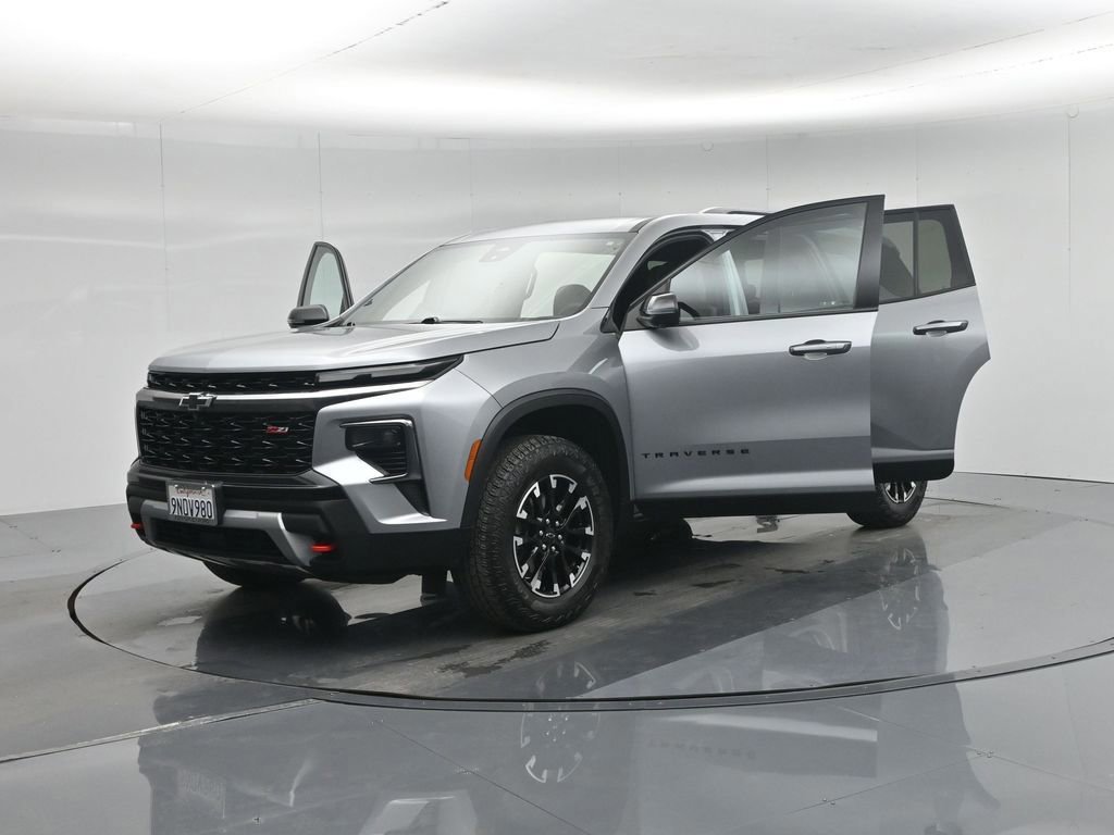 Used 2024 Chevrolet Traverse Z71 w/ LPO, Floor Liner Package image 51