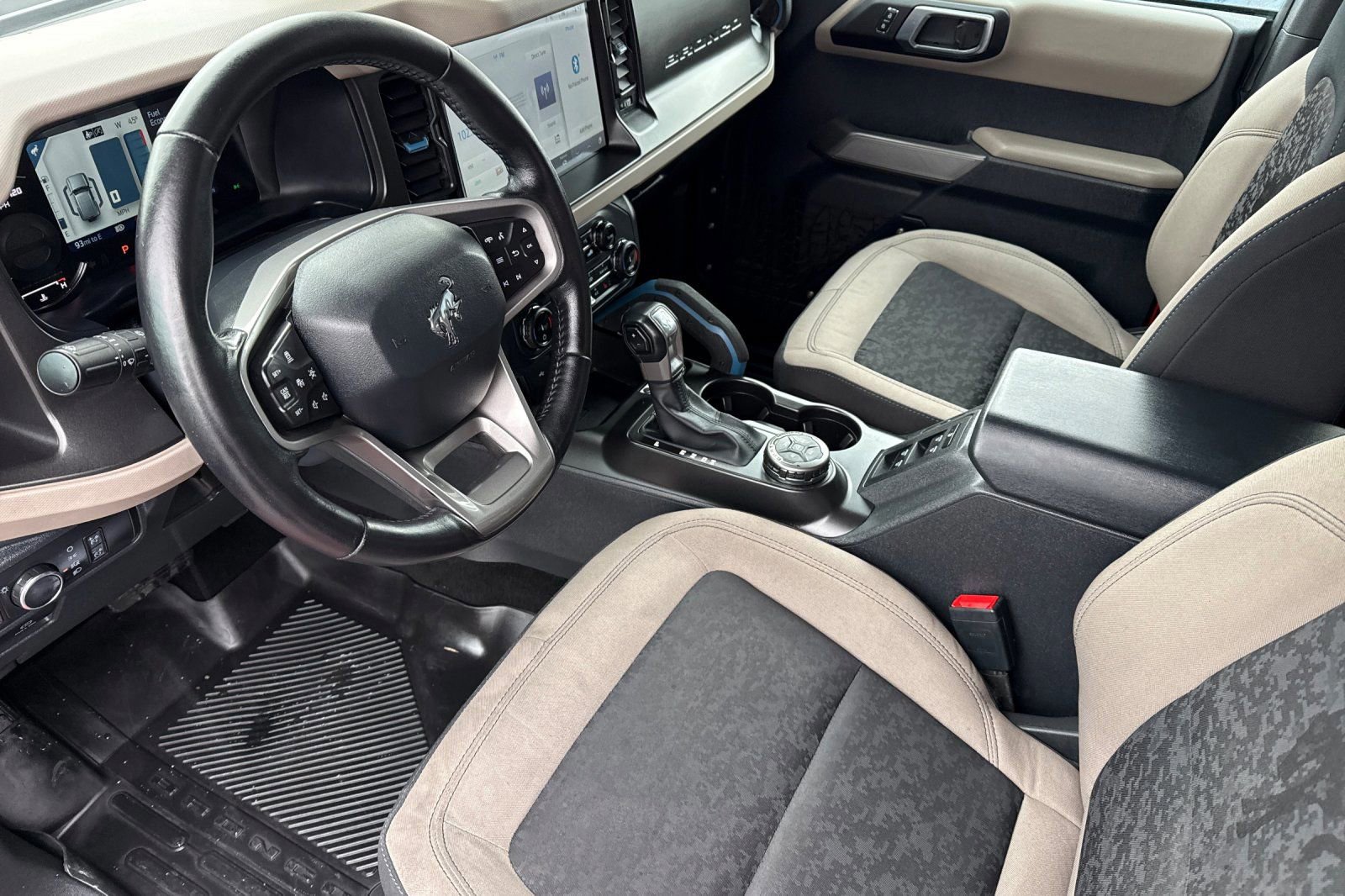 Certified 2022 Ford Bronco Wildtrak image 11