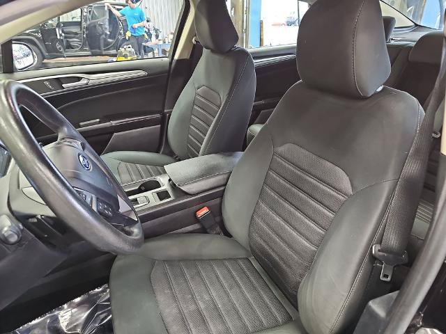 Certified 2020 Ford Fusion SE AWD/4WD image 15