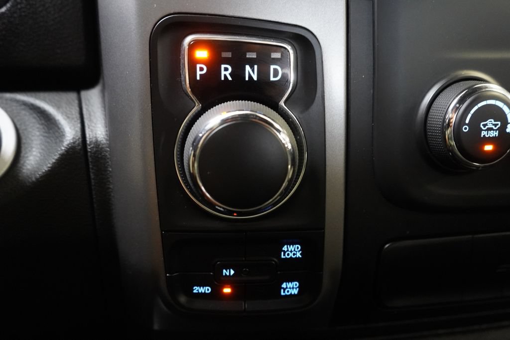 Used 2024 RAM 1500 Warlock AWD/4WD image 33