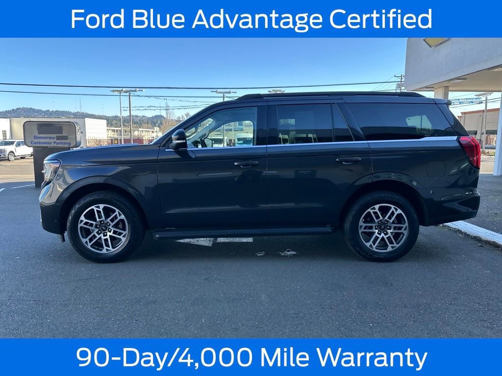 Certified 2025 Ford Expedition Active image 3