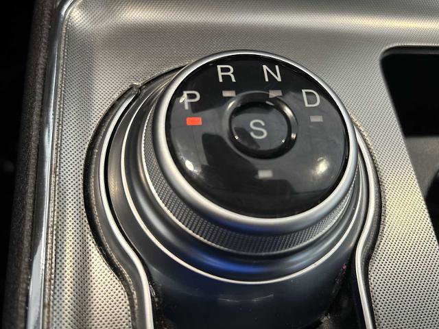 Certified 2022 Ford Edge Titanium w/ Equipment Group 301A image 15