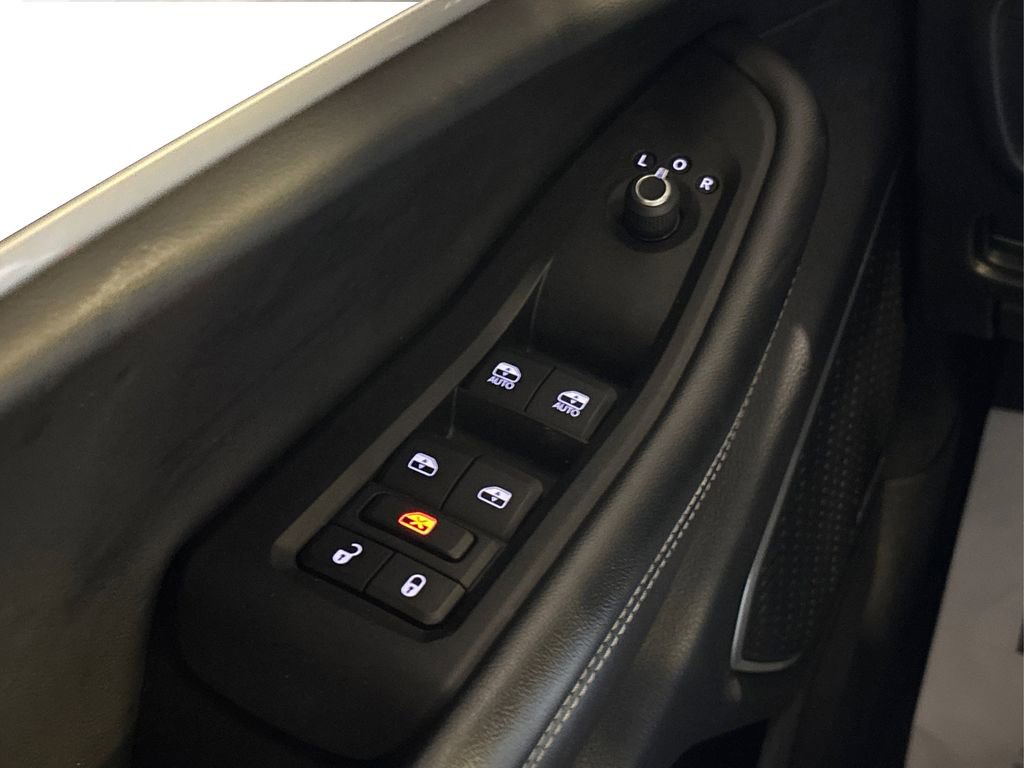 Used 2021 Jeep Grand Cherokee L Limited AWD/4WD image 36