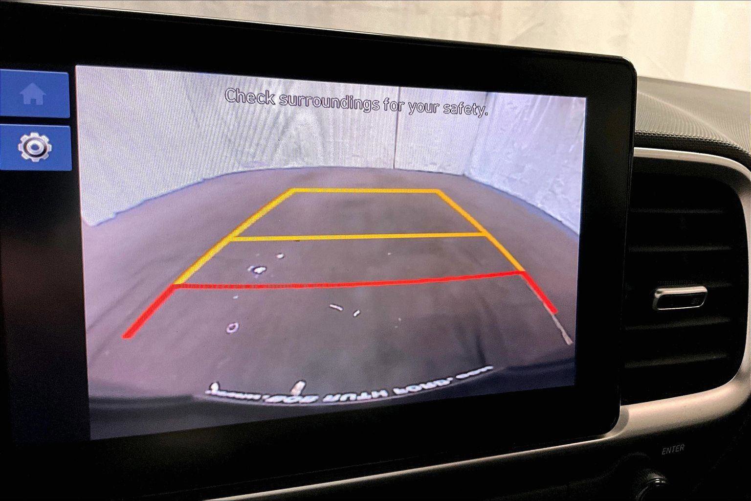 Used 2024 Hyundai Venue SEL image 20