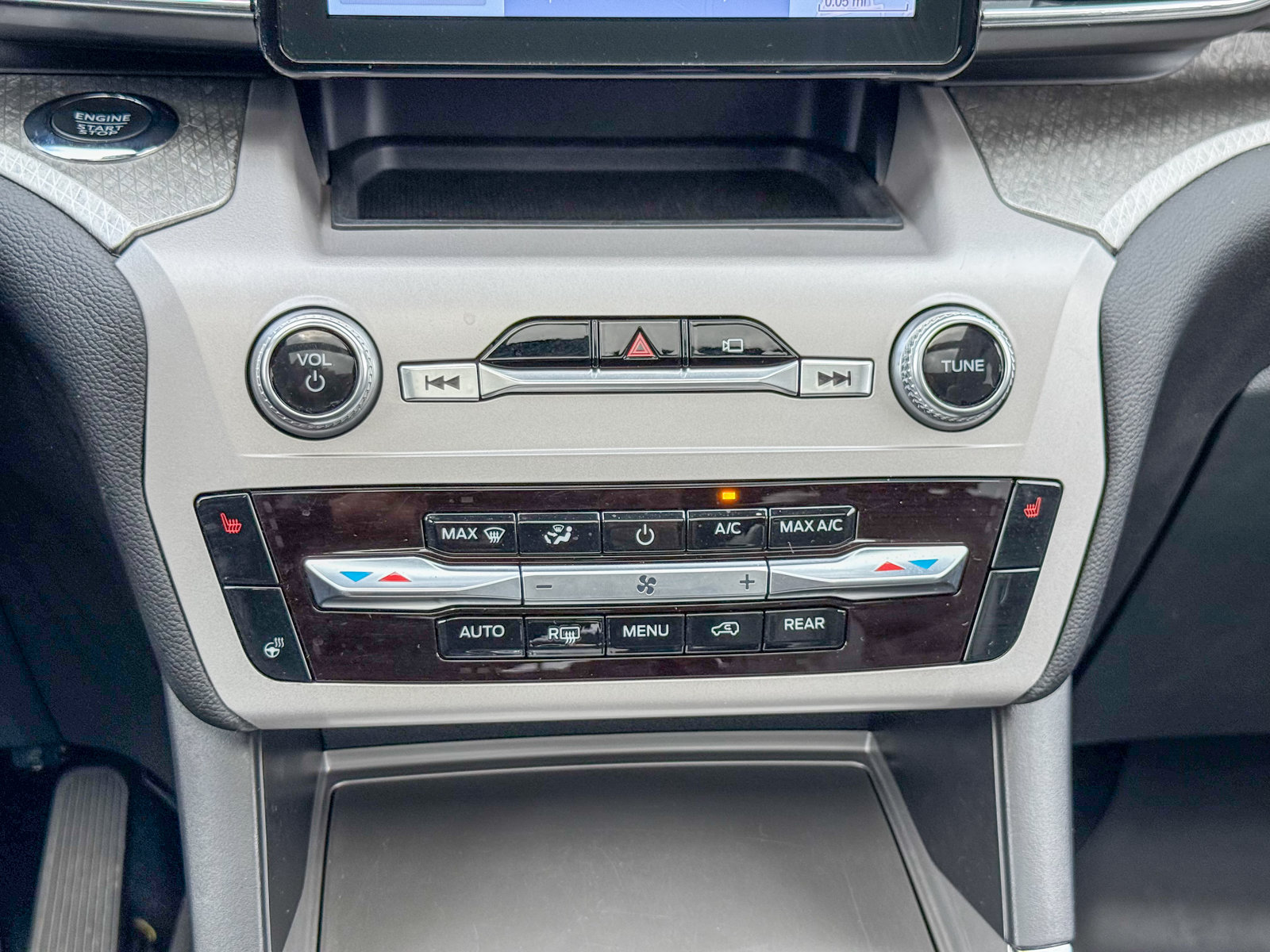 Certified 2023 Ford Explorer Timberline w/ Timberline Technology Package AWD/4WD image 27