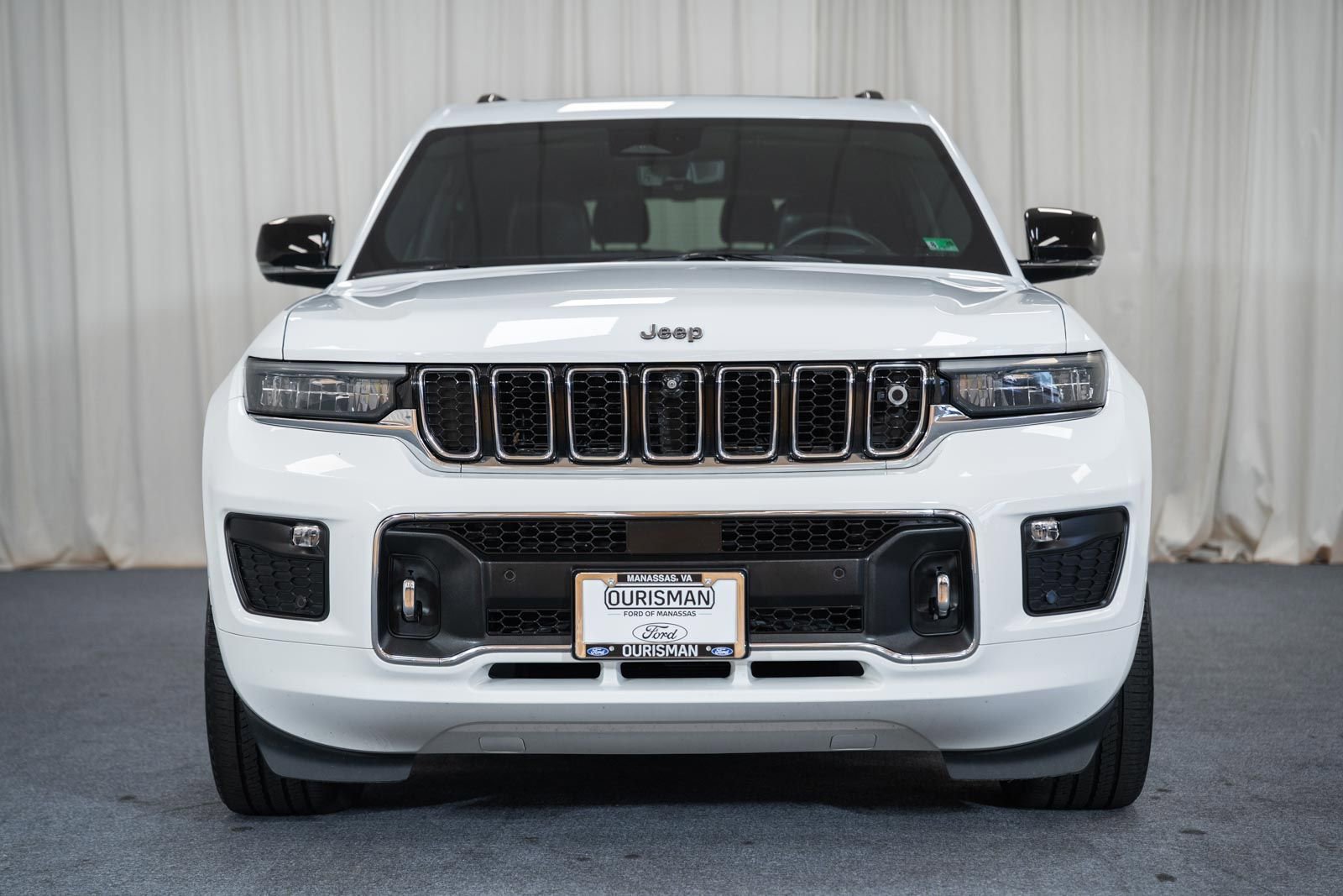 Used 2021 Jeep Grand Cherokee L Overland w/ Advanced Protech Group III AWD/4WD image 2