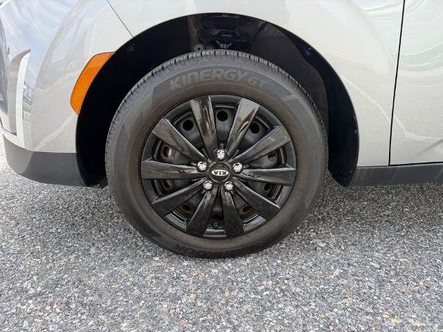 Used 2025 Kia Soul LX FWD image 22