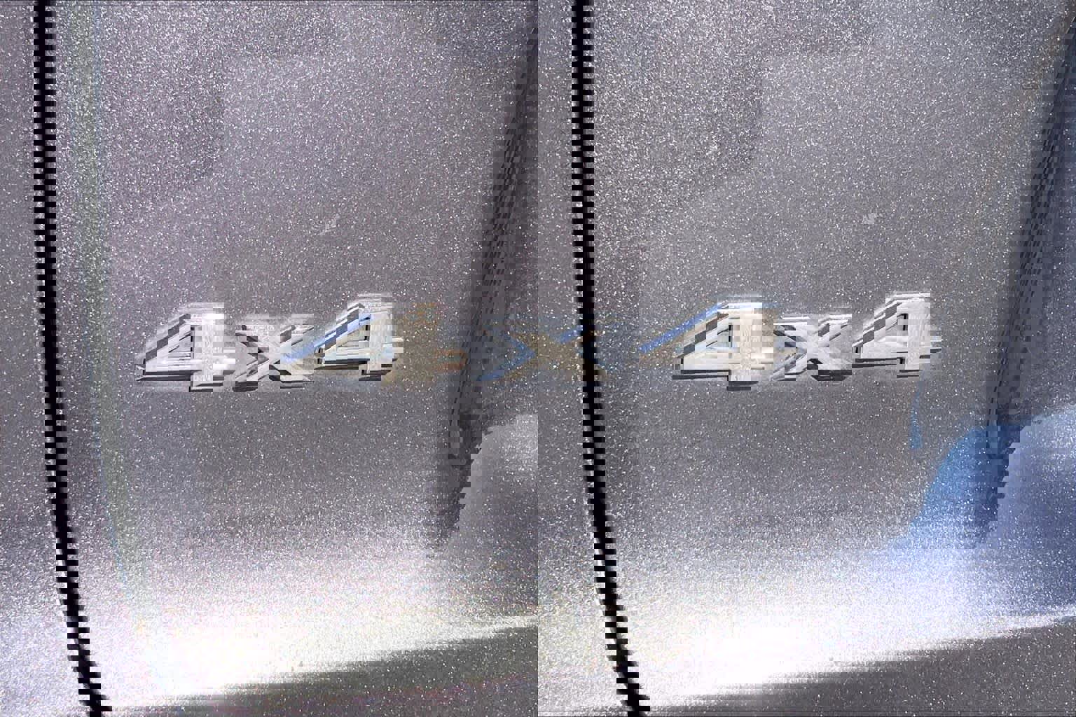 Used 2022 Jeep Cherokee Latitude Lux w/ Mopar Interior Package image 30