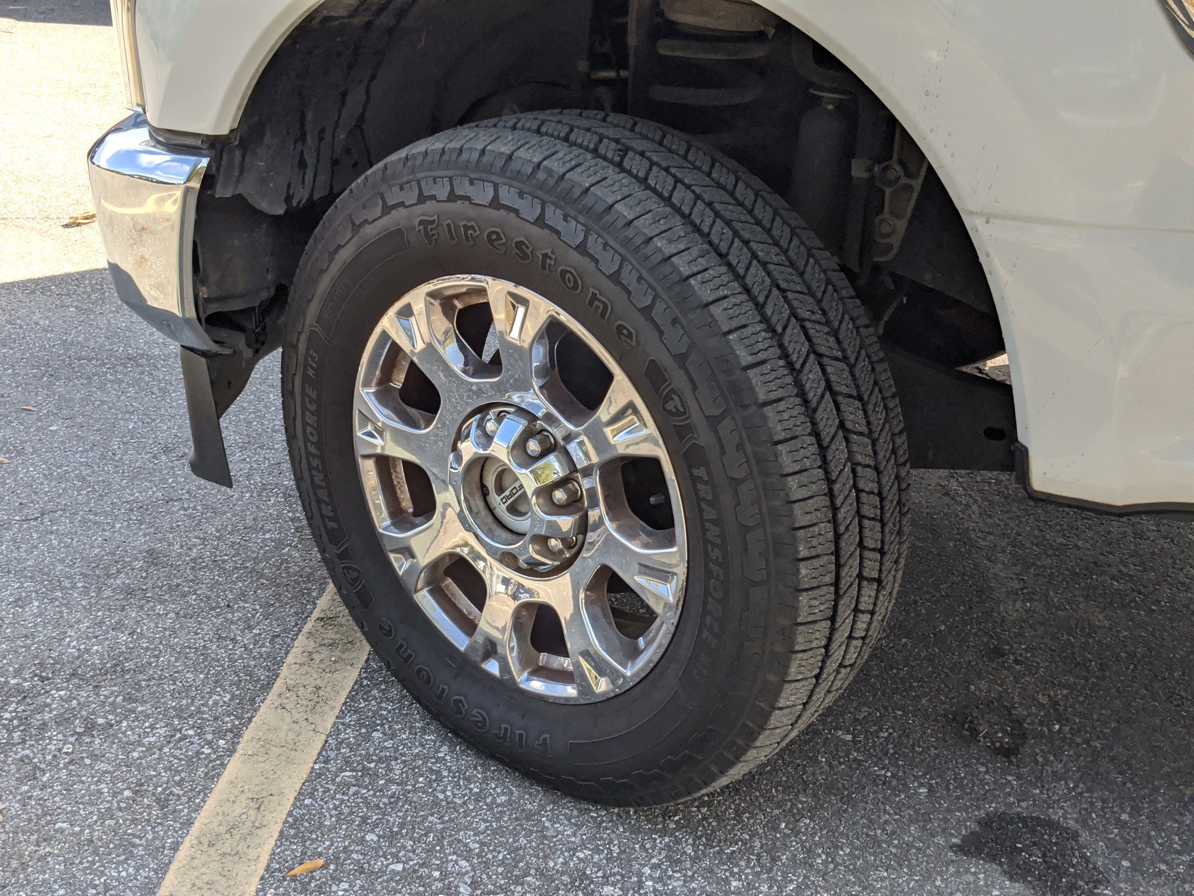 Certified 2021 Ford F350 Lariat w/ Chrome Package image 32