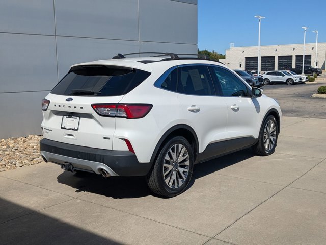 Certified 2022 Ford Escape Titanium w/ Class II Trailer Tow Package image 5