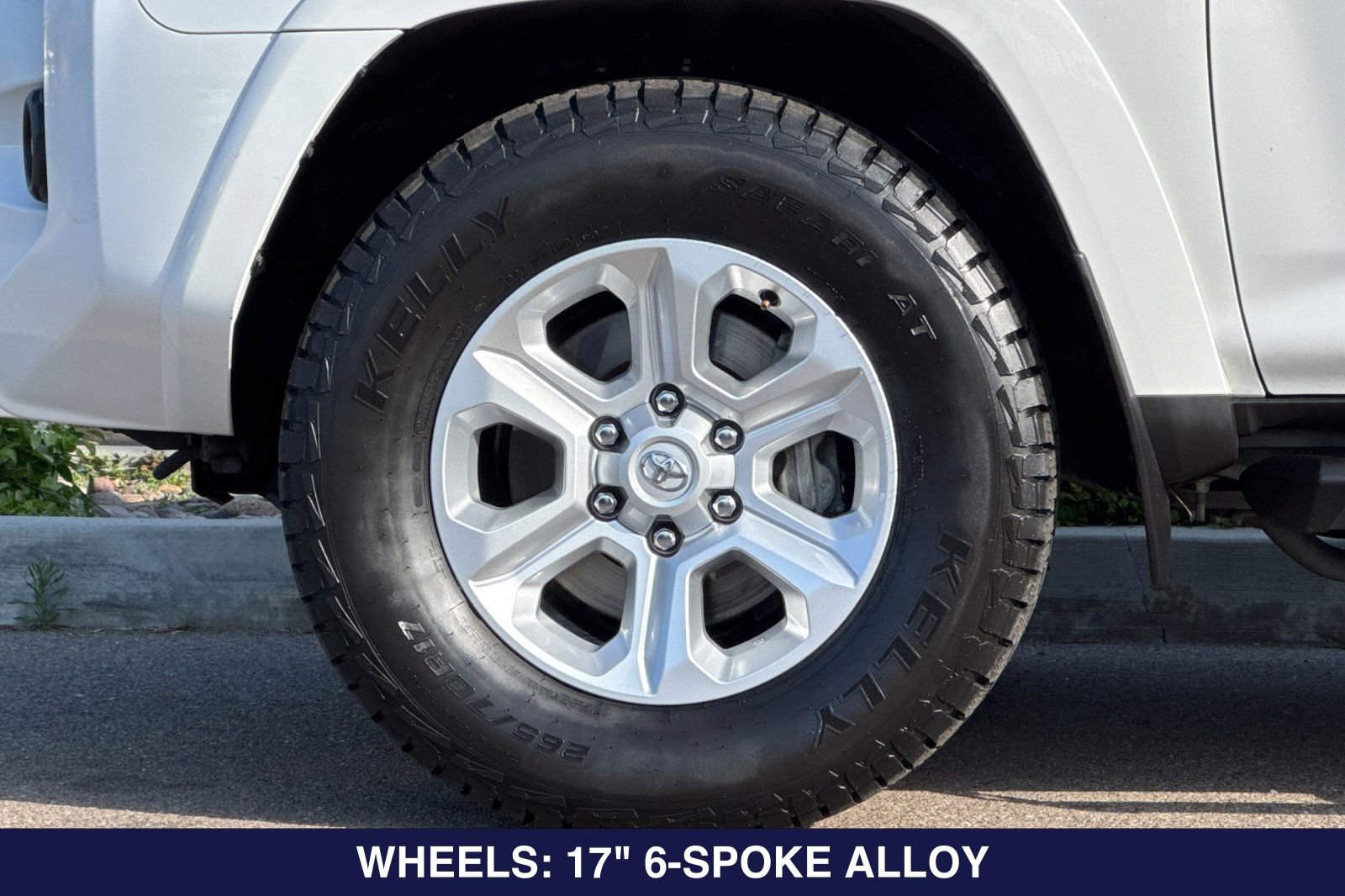 Used 2024 Toyota 4Runner SR5 RWD image 30