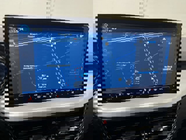 Certified 2024 Ford Escape Platinum image 12