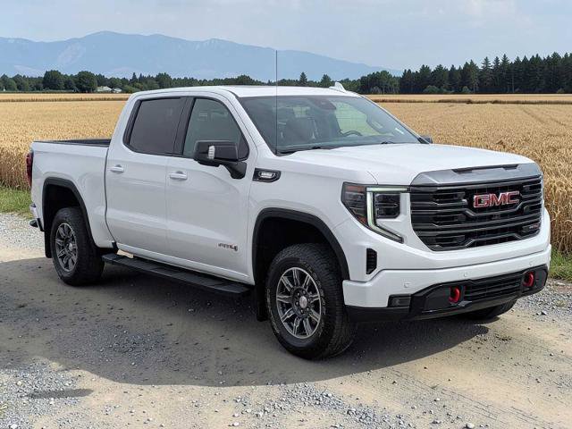 Used 2024 GMC Sierra 1500 AT4 w/ Technology Package AWD/4WD image 8