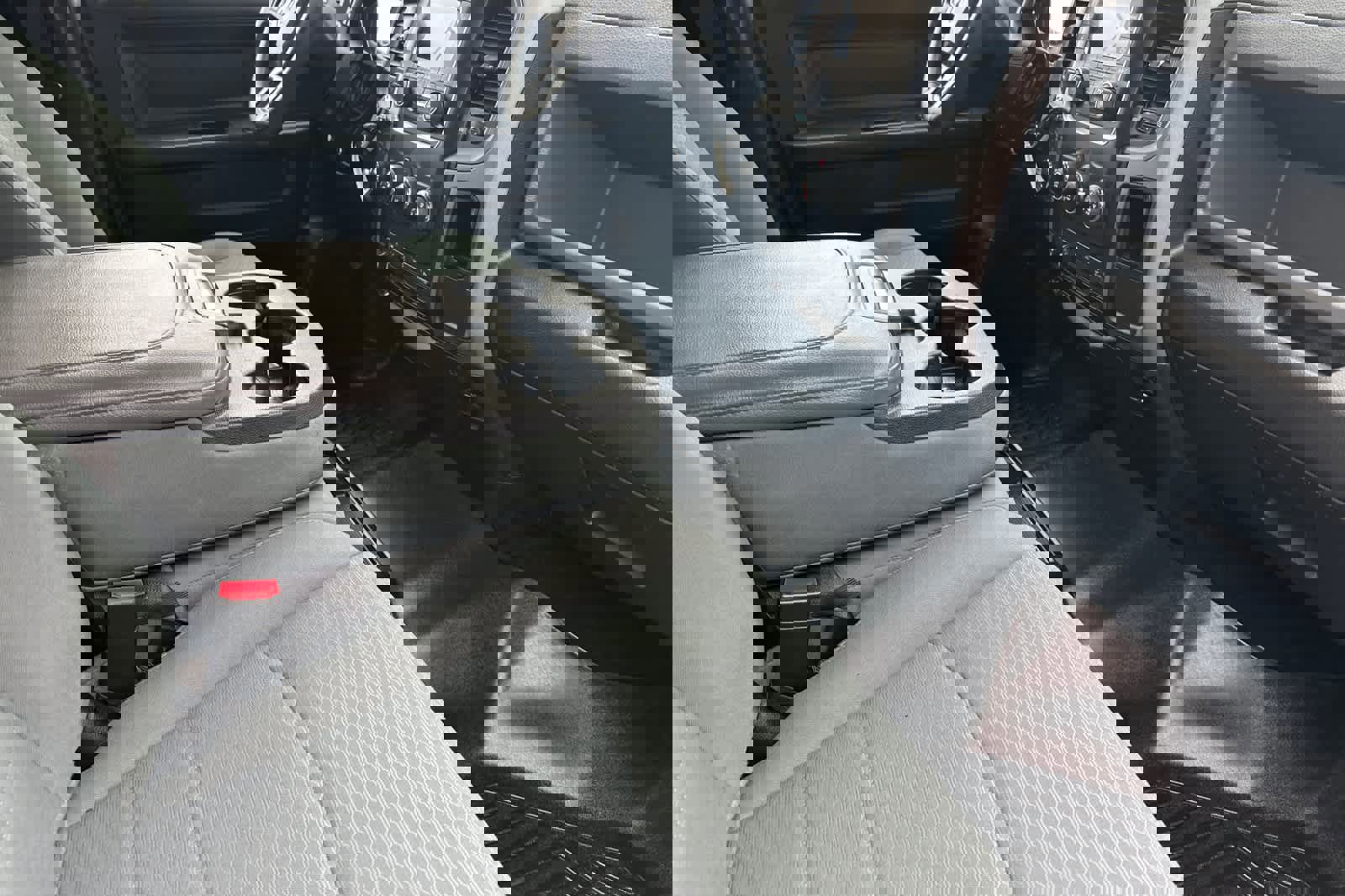 Used 2018 RAM 2500 Tradesman w/ Chrome Appearance Group image 15