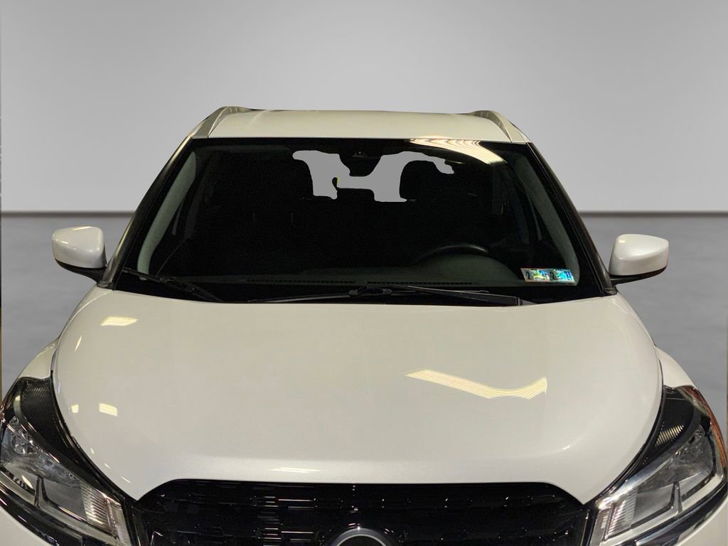 Used 2022 Nissan Kicks SV image 11