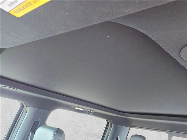 Certified 2025 Ford F150 Lariat w/ Equipment Group 502A High image 18