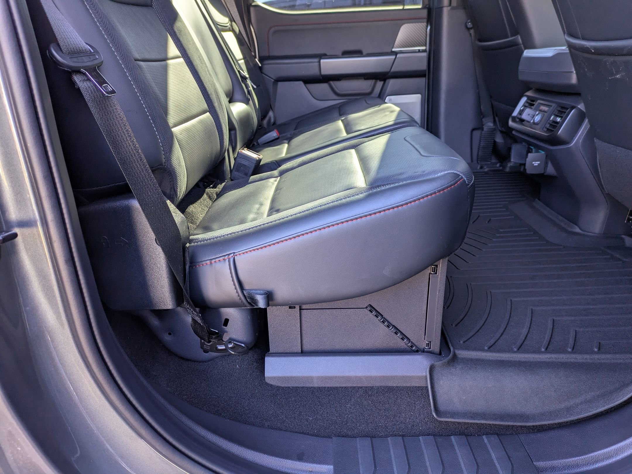 Certified 2024 Ford F150 Raptor image 36