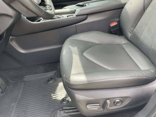 Used 2024 Toyota Grand Highlander FWD image 11