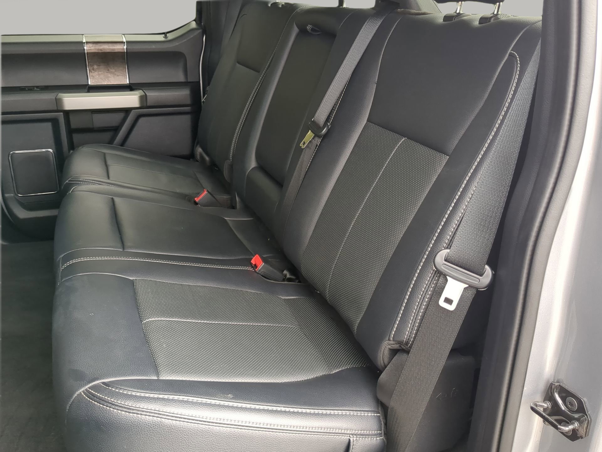 Certified 2022 Ford F350 Lariat w/ Lariat Ultimate Package image 46