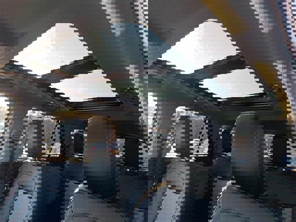 Certified 2023 Ford Explorer XLT w/ Equipment Group 202A image 15