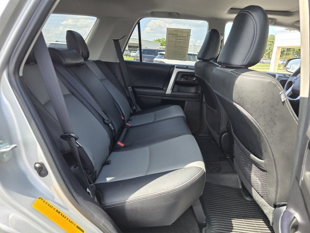Used 2020 Toyota 4Runner SR5 Premium w/ Moonroof Package RWD image 29