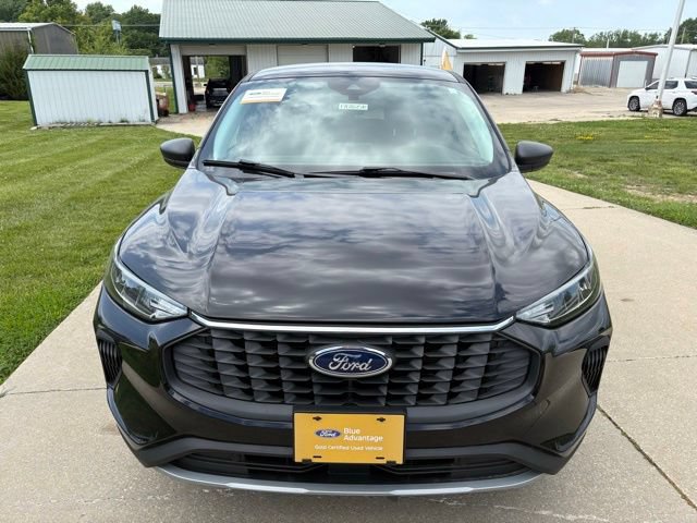 Certified 2024 Ford Escape Active AWD/4WD image 2