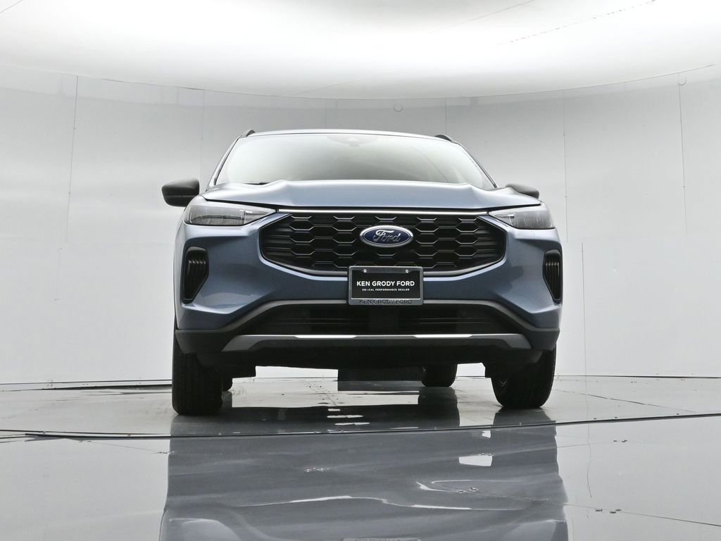 Certified 2025 Ford Escape ST-Line image 31