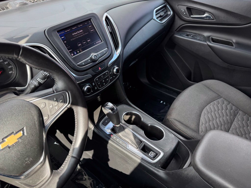 Used 2020 Chevrolet Equinox LT AWD/4WD image 16
