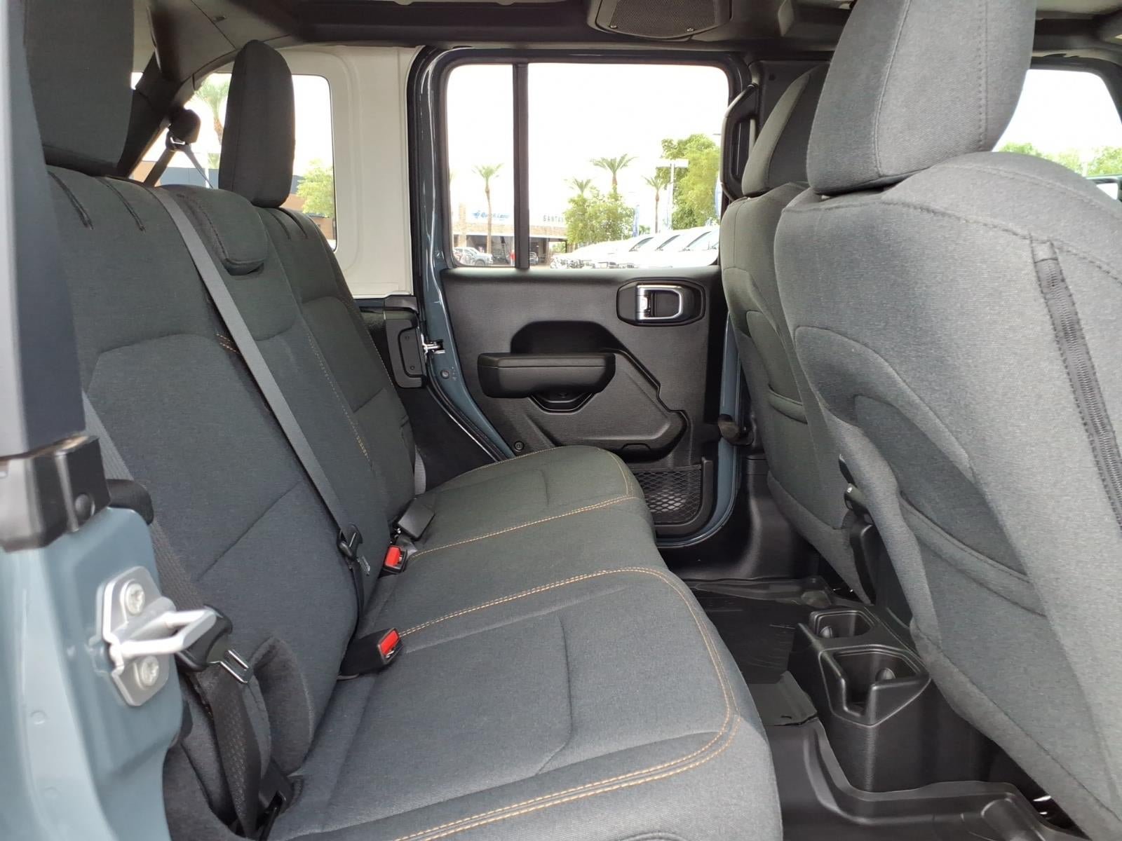 Used 2026 Jeep Wrangler Unlimited Sport AWD/4WD image 14