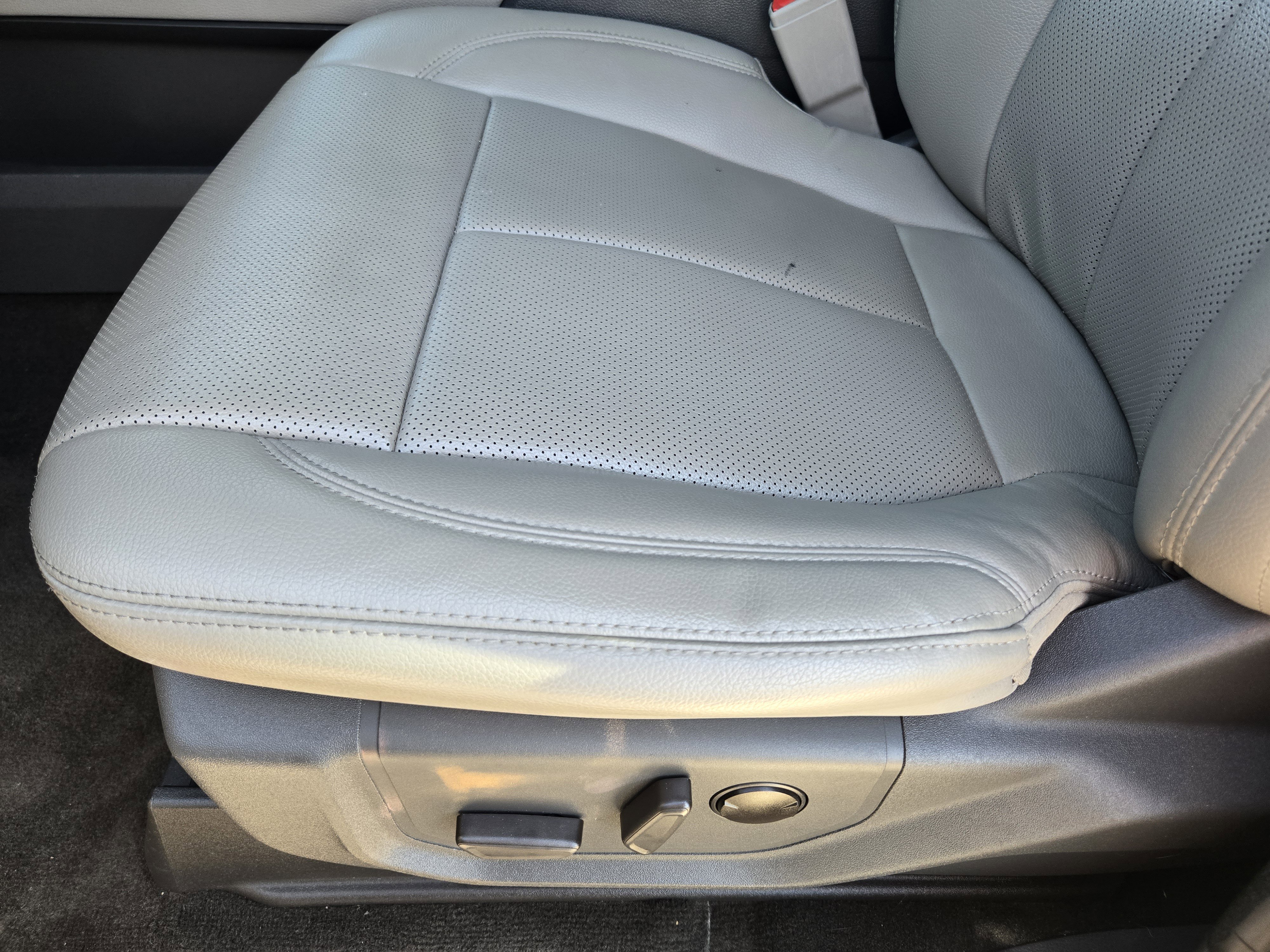 Certified 2021 Ford Expedition Max XLT RWD image 19