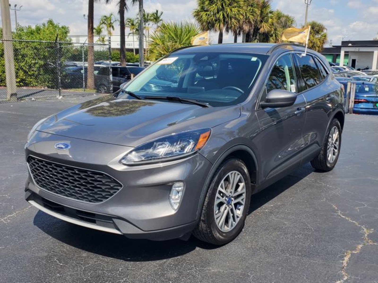 Certified 2022 Ford Escape SEL FWD image 3