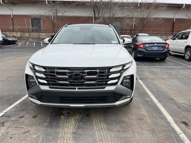 Used 2025 Hyundai Tucson Limited image 8
