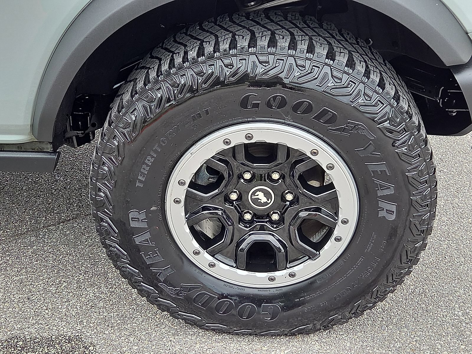 Certified 2023 Ford Bronco Badlands w/ Sasquatch Package AWD/4WD image 7