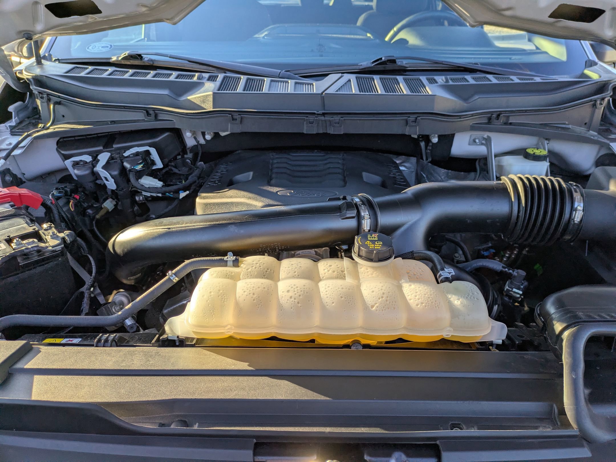 Certified 2022 Ford F150 XLT w/ Equipment Group 302A High image 46