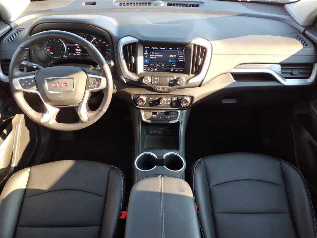 Used 2022 GMC Terrain SLT image 13