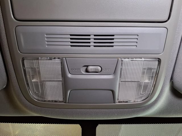 Used 2017 Honda CR-V LX image 17
