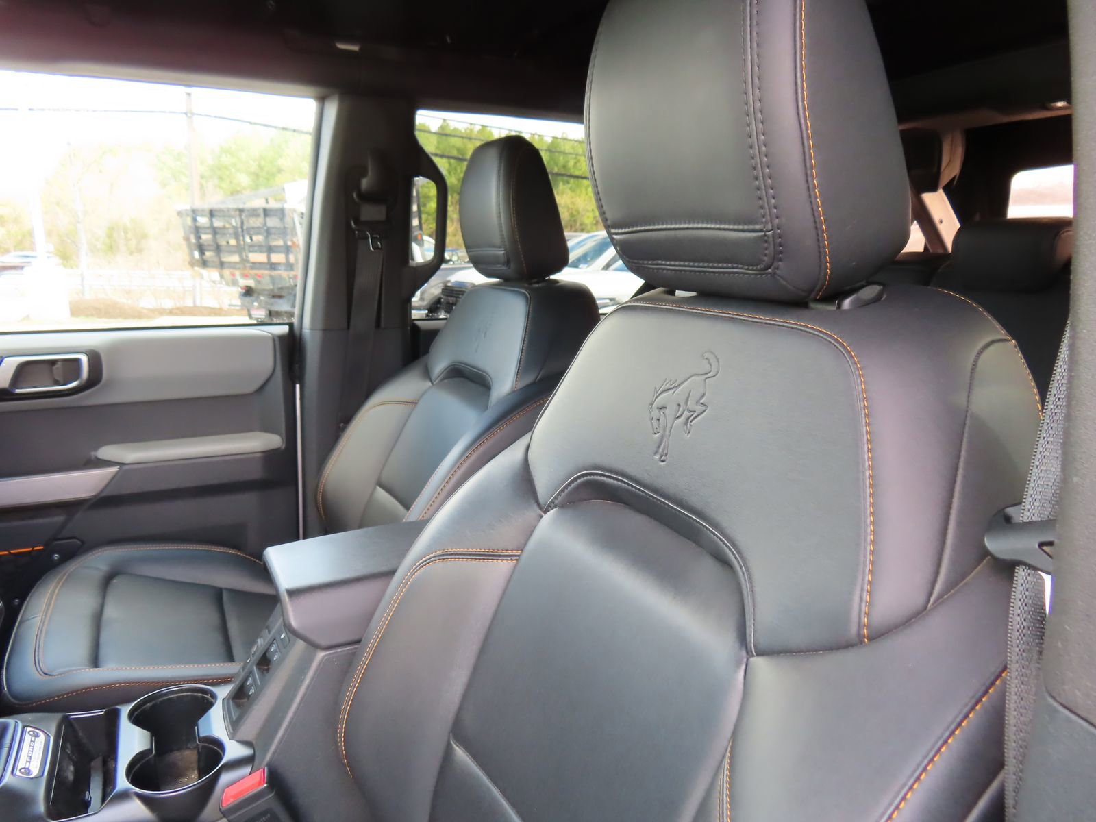 Certified 2022 Ford Bronco Badlands w/ Sasquatch Package image 26