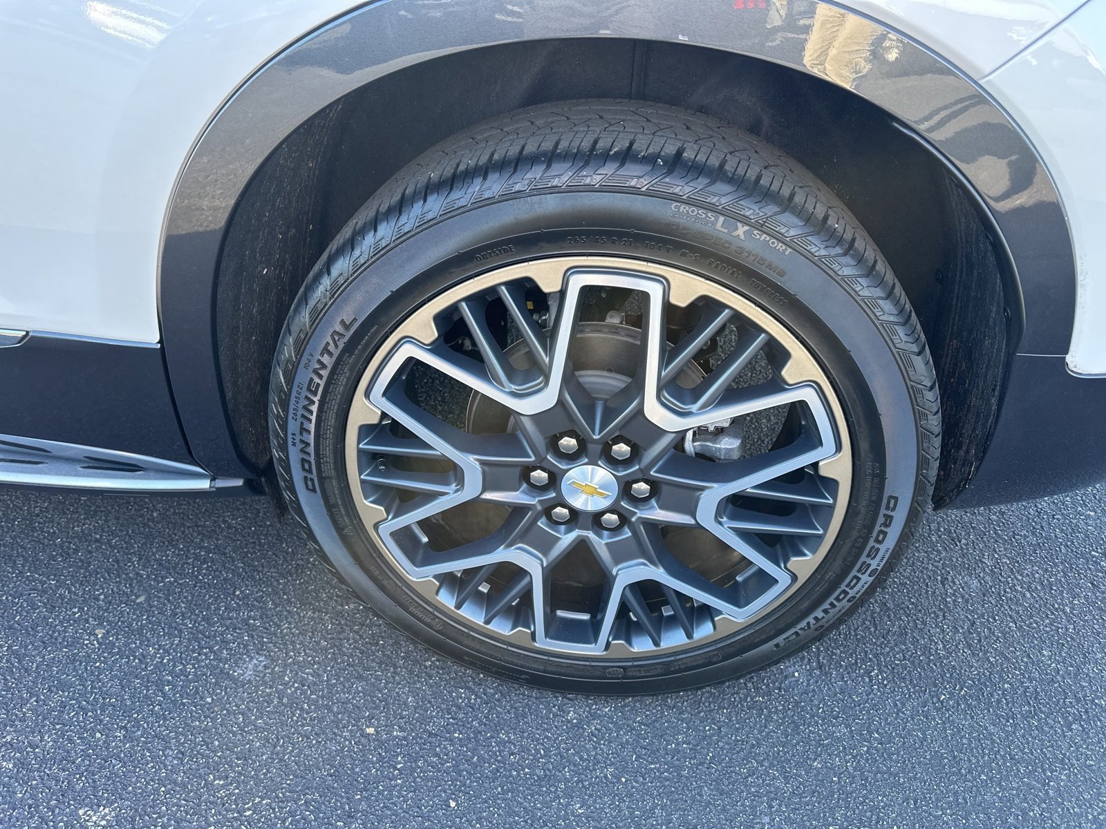 Used 2025 Chevrolet Blazer Premier w/ Driver Confidence II Package image 23