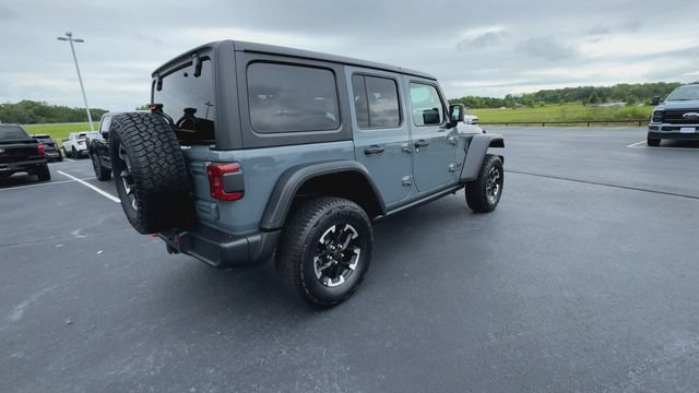 Used 2025 Jeep Wrangler Unlimited Rubicon AWD/4WD image 8