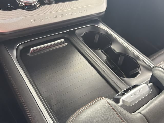 Certified 2025 Ford Expedition Active RWD image 11