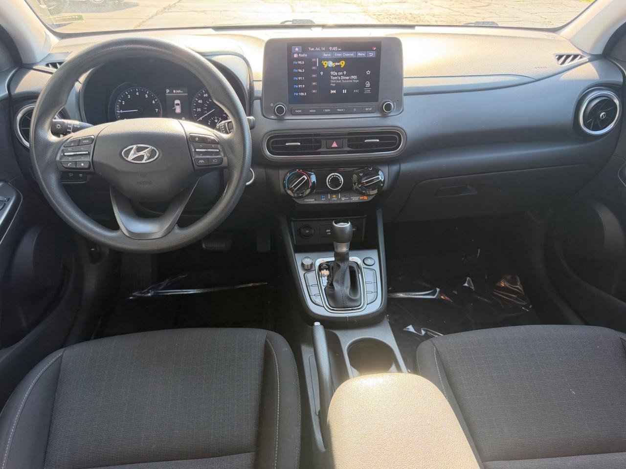 Used 2023 Hyundai Kona SEL AWD/4WD image 10
