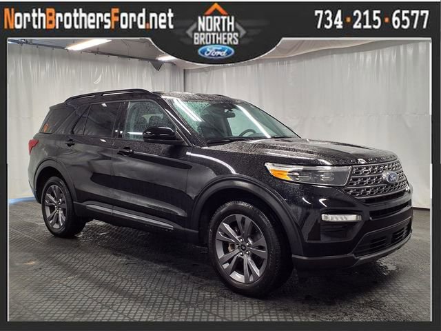 Certified 2024 Ford Explorer XLT w/ Equipment Group 202A image 5