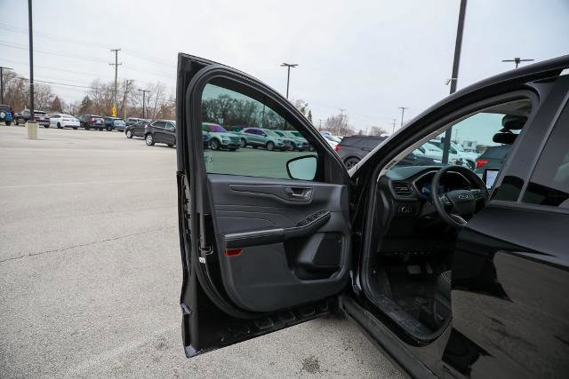 Certified 2023 Ford Escape Active image 16