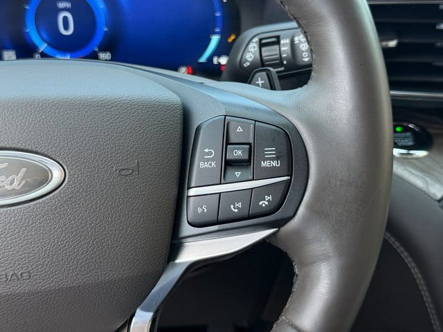 Certified 2020 Ford Explorer Platinum w/ Premium Technology Package AWD/4WD image 18