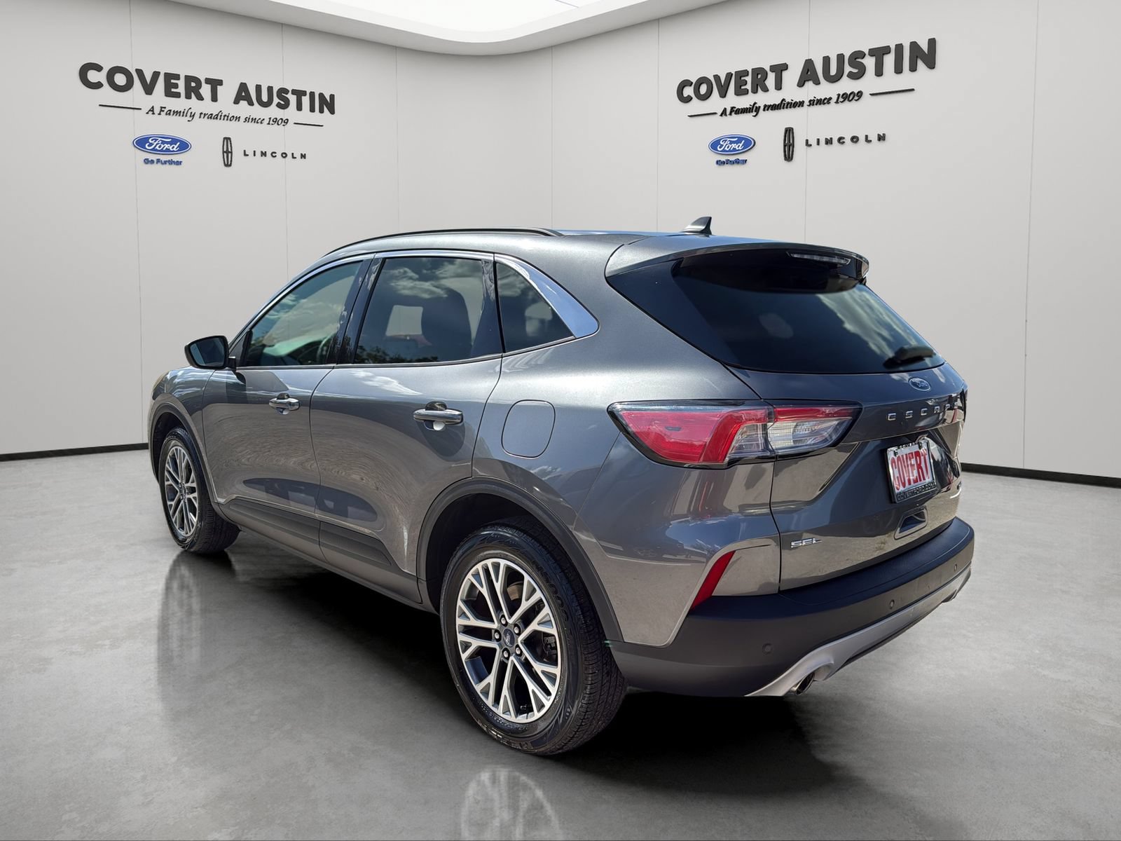 Certified 2021 Ford Escape SEL AWD/4WD image 3